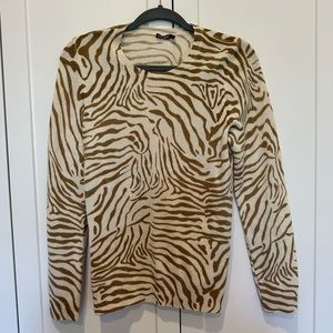 J.mcglaughlin cashmere sweater